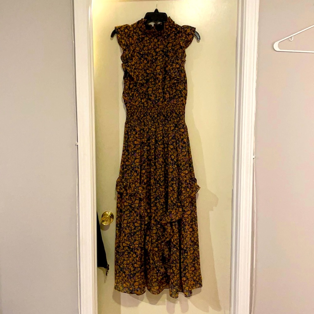 NECK HIGH SLEEVELESS FLORAL MIDI DRESS